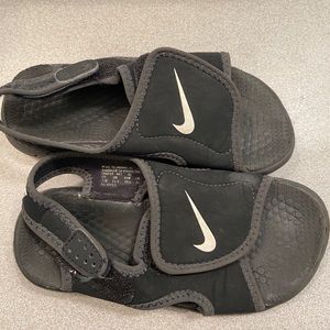 Boys Nike sandals